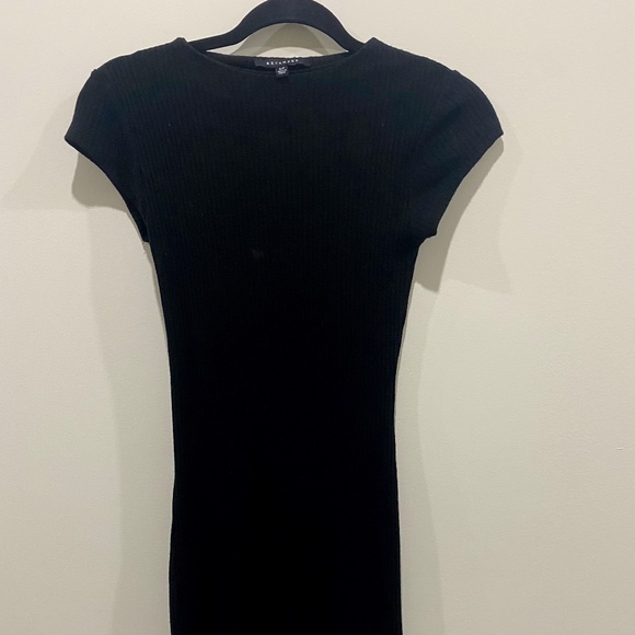 Black short sleeve midi dress - Picture 1 of 2